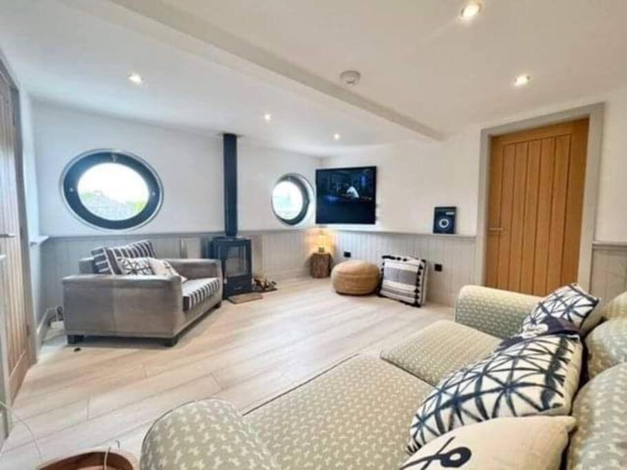 Humberston Boathouse Lodge & Hot Tub - Cleethorpes Beach Cabin Chalet Luaran gambar