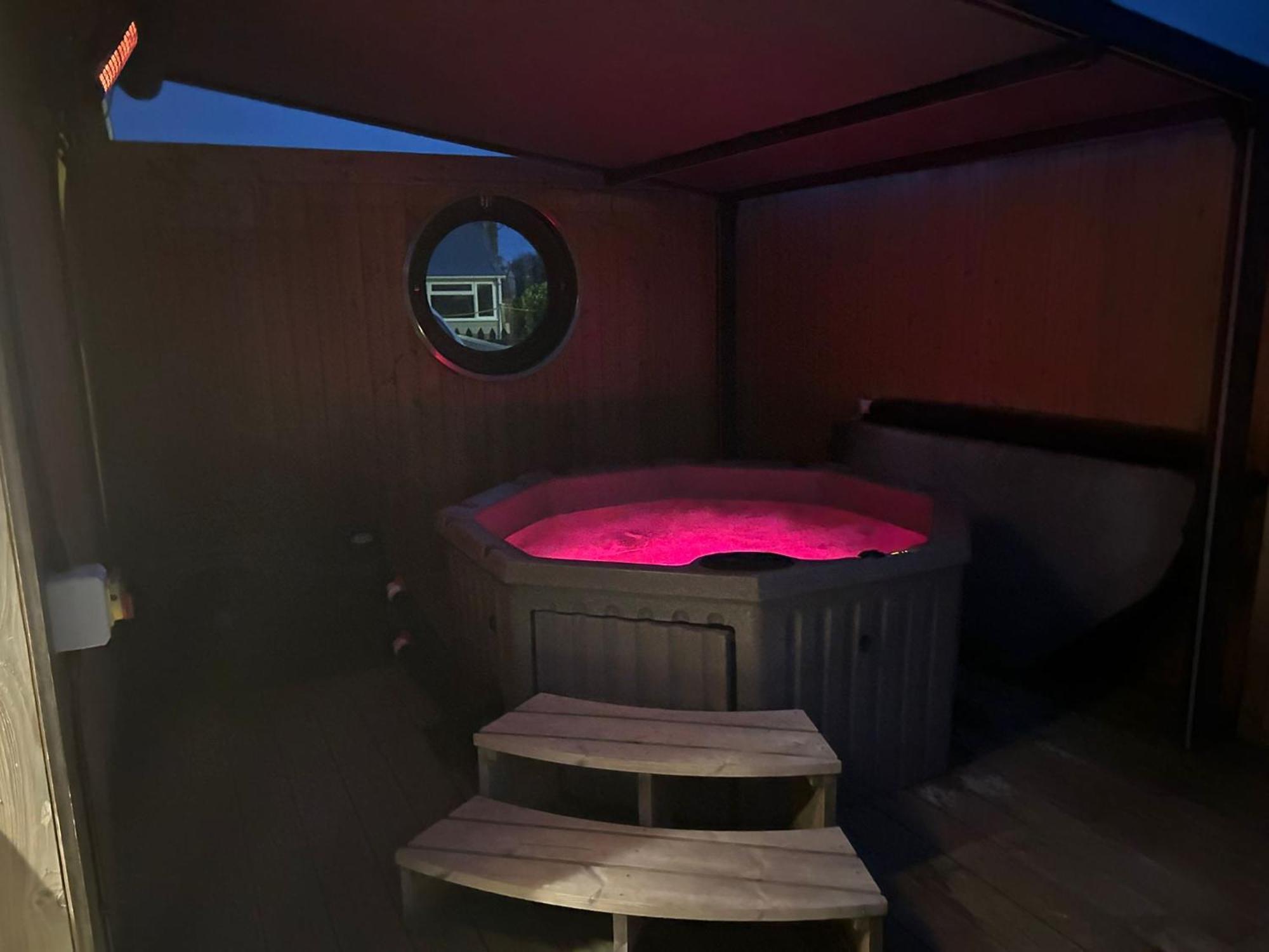 Humberston Boathouse Lodge & Hot Tub - Cleethorpes Beach Cabin Chalet Luaran gambar